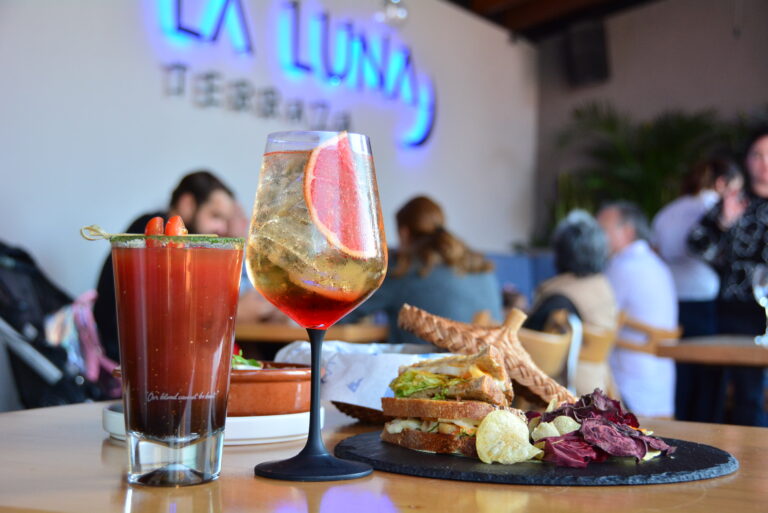 La Luna Brunch