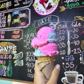 Gelateria Dulce fusión pizarron y helado (1)