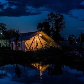 Salterra Glamping lago nocturno